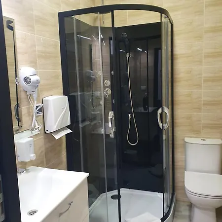 Comfort Stay, Ev, Parking Aparthotel 3*