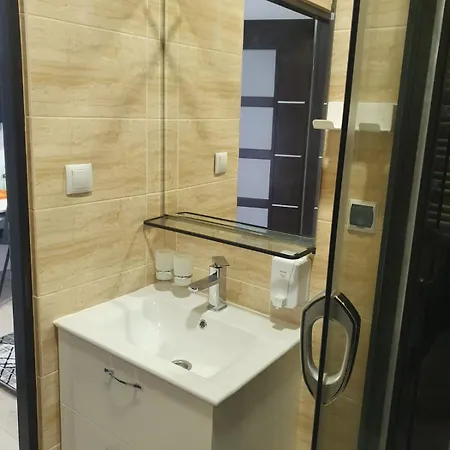 Aparthotel Comfort Stay, Ev, Parking 3*