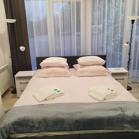 Ξενοδοχείο με διαμερίσματα Comfort Stay, Ev, Parking *
