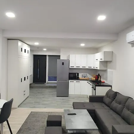 Comfort Stay, Ev, Parking Aparthotel