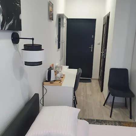 Comfort Stay, Ev, Parking Aparthotel