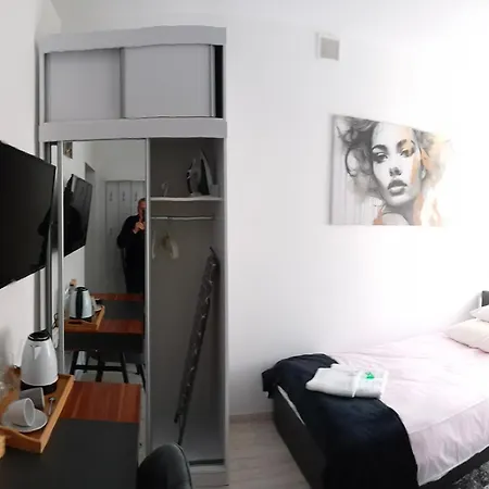 Comfort Stay, Ev, Parking Boleslawiec (Lower Silesia)