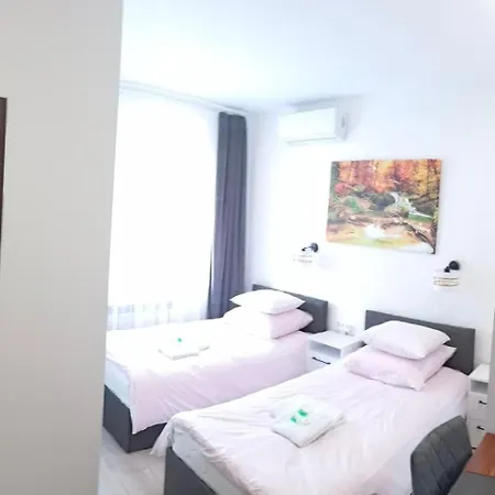 Aparthotel Comfort Stay, Ev, Parking 3*