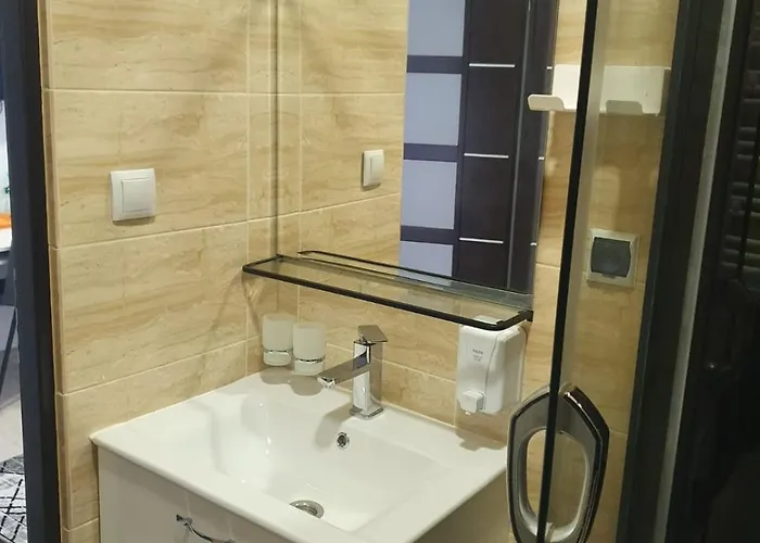 Aparthotel Comfort Stay, Ev, Parking 3*