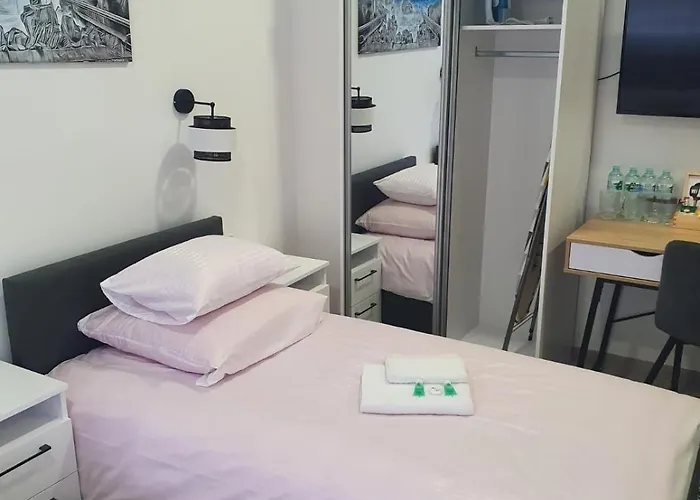 Aparthotel Comfort Stay, Ev, Parking Boleslawiec (Lower Silesia)