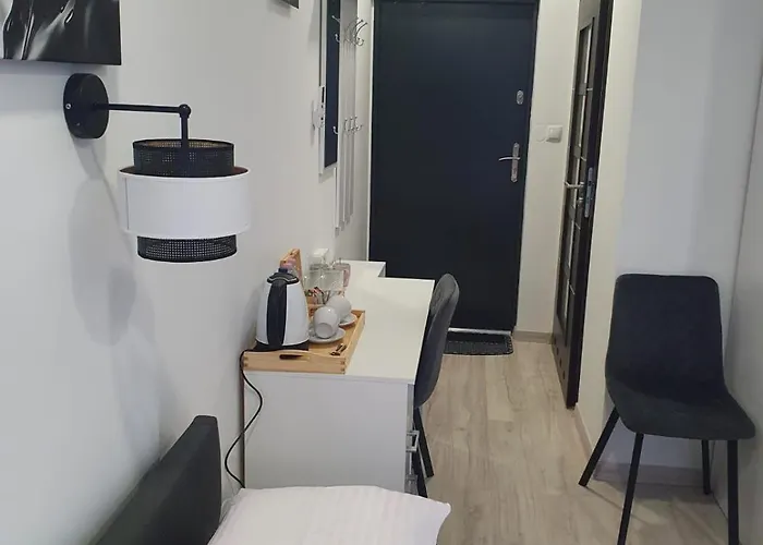 Comfort Stay, Ev, Parking Aparthotel